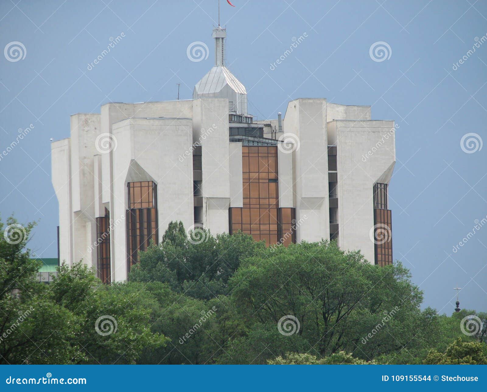 modernist building in chiÃâ¢inÃÆu, moldova